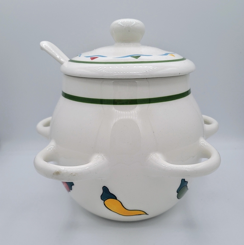 Vintage Chili Pepper Soup Tureen Serving Bowl w Lid Ladle Retro Kitchen Decor